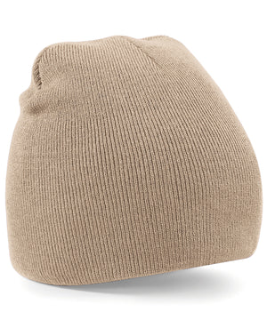 Two-tone pull-on beanie