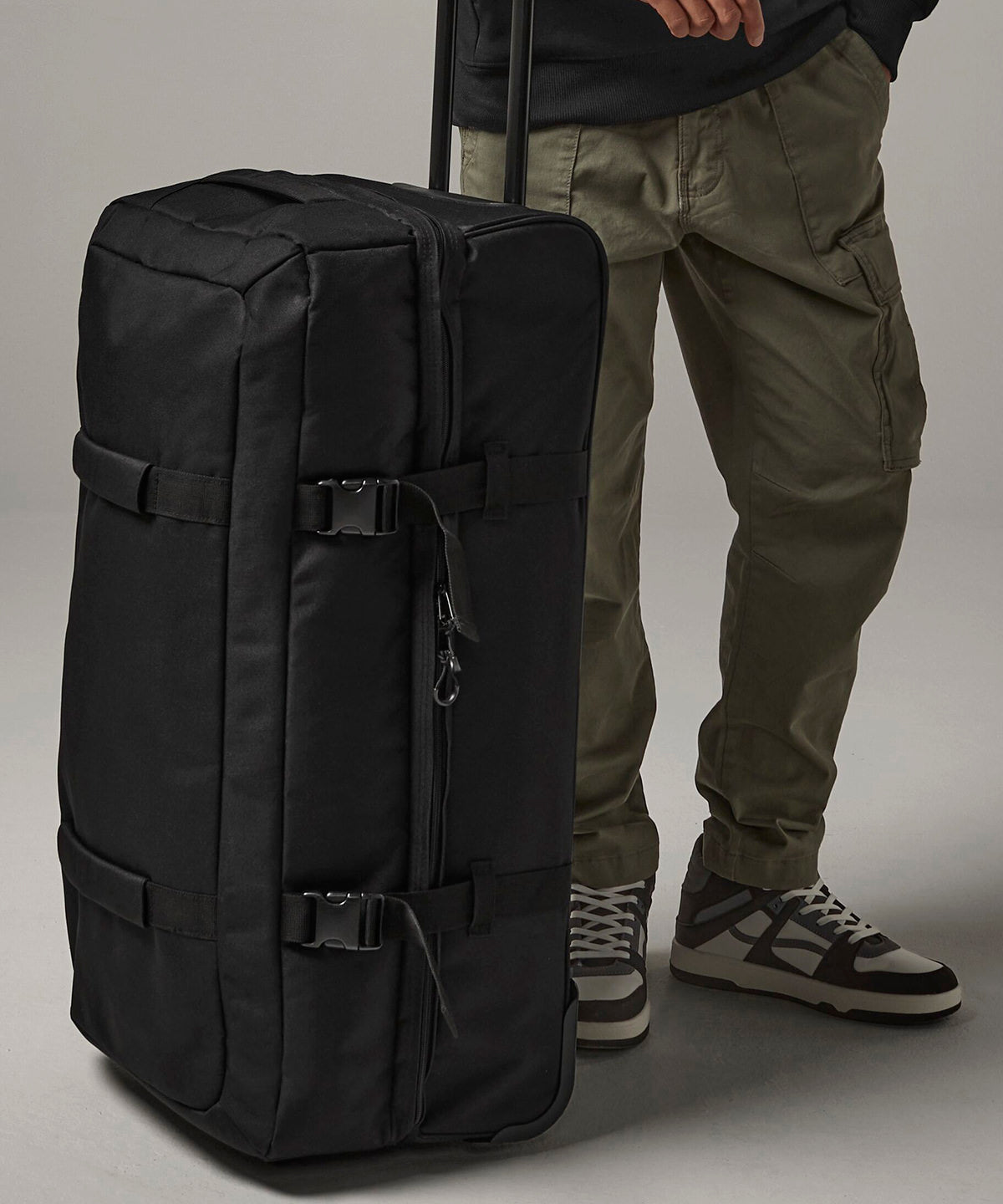 Escape check-in wheelie