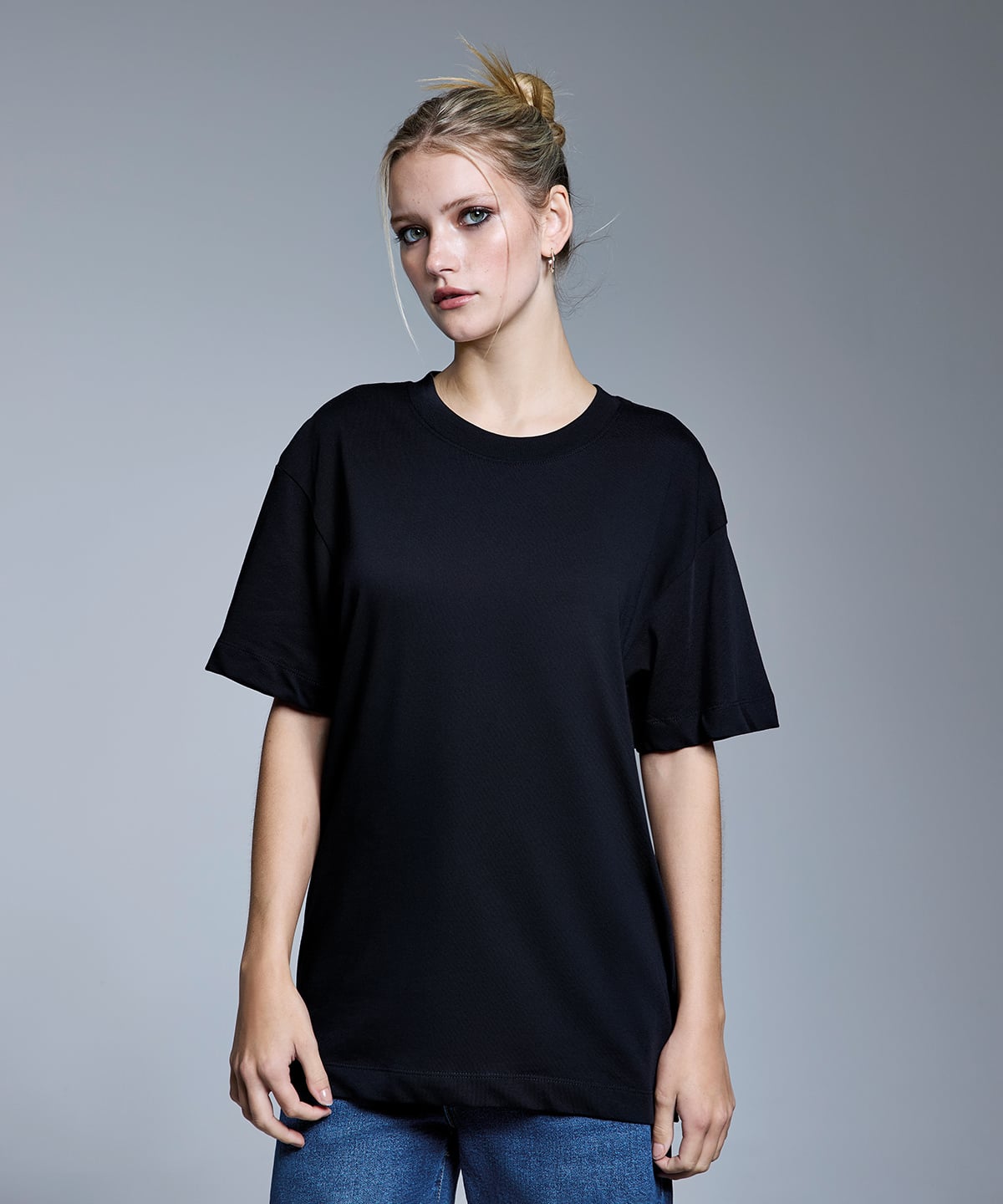 AM018 | Anthem Amplify heavyweight t-shirt | Anthem