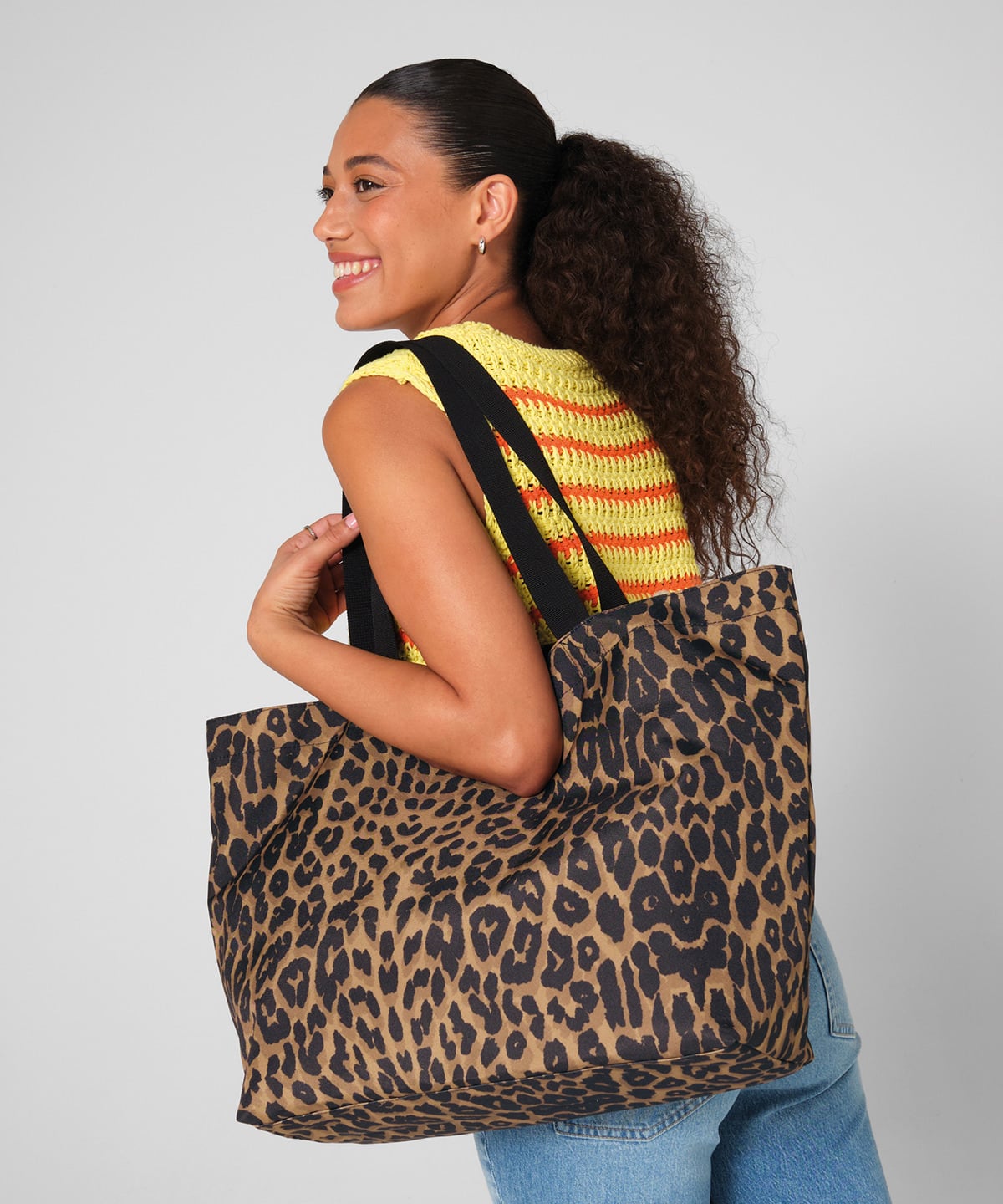 BG194 | Leopard print carryall tote bag | Bagbase