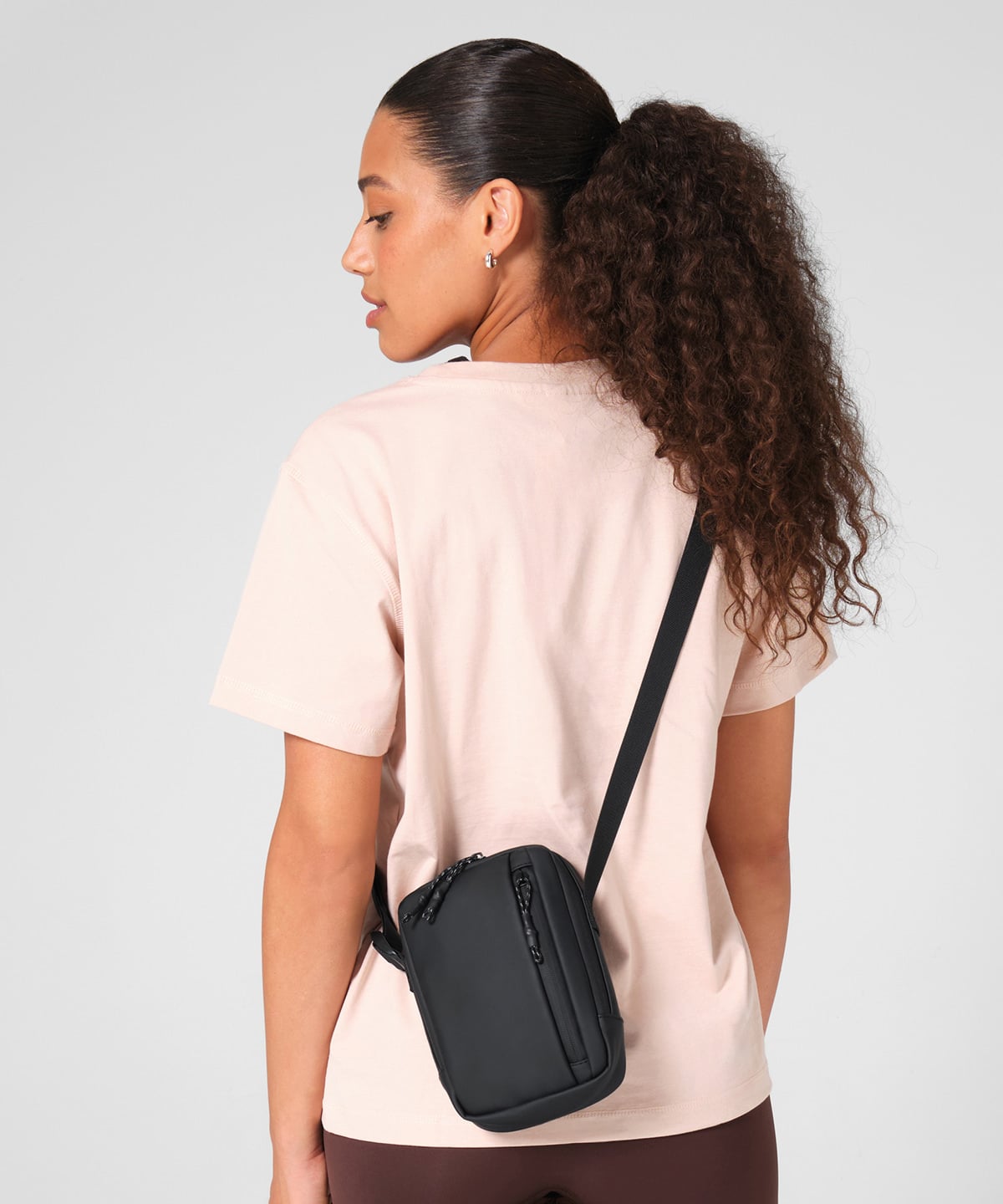 Bagbase Athlux Shoulder Bag (BG319) | 1.5L Water-Resistant Crossbody Bag