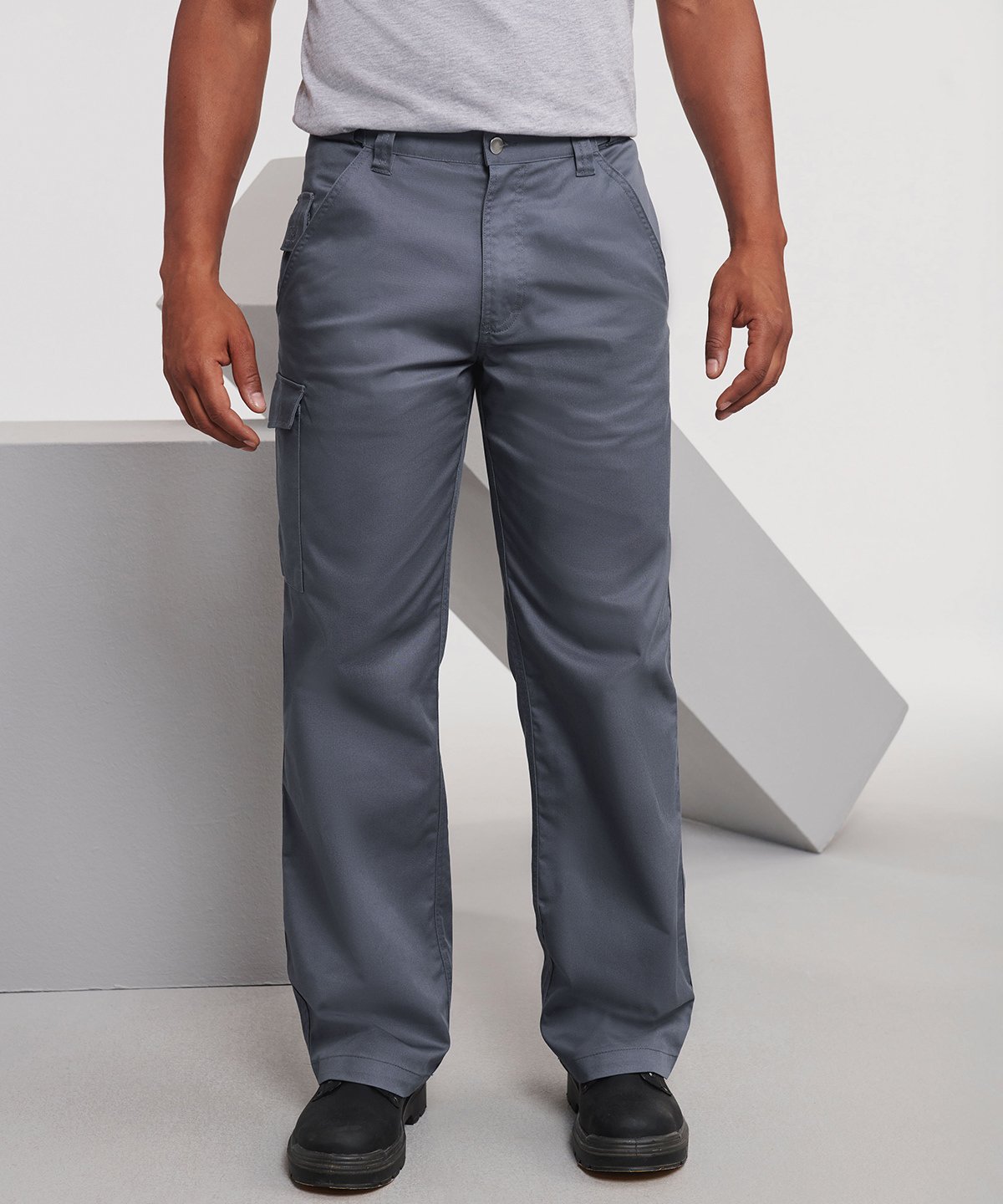 J001M | Polycotton twill workwear trousers | Russell Athletic