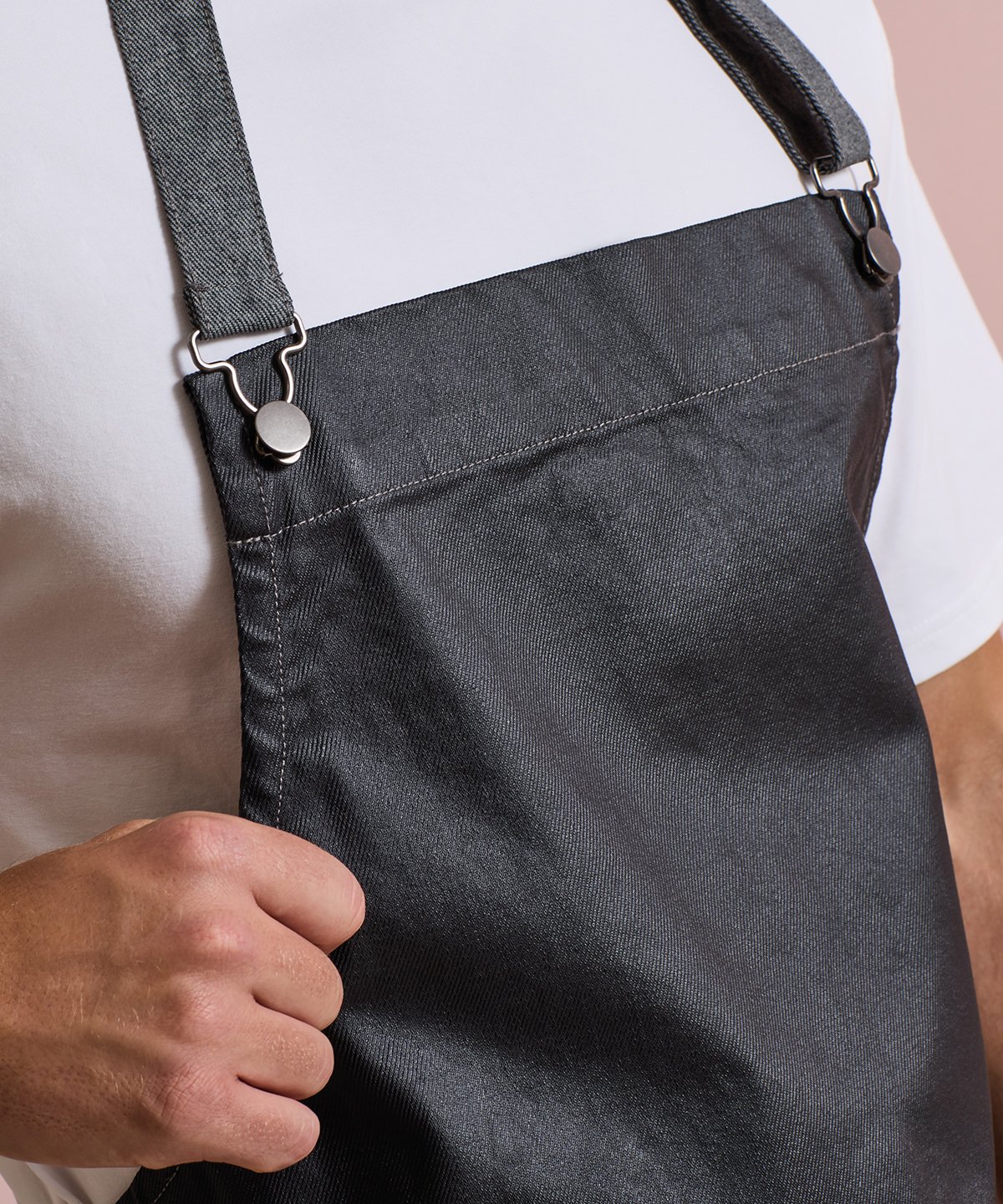PR134 | District waxed-look denim bib apron | Premier