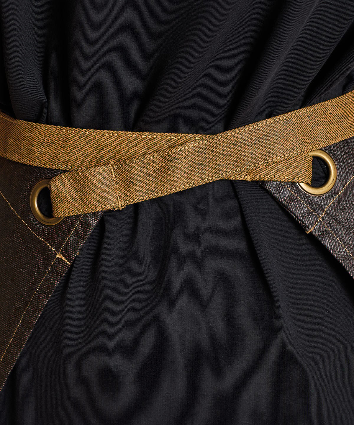 PR135 | Division waxed-look denim waist apron | Premier