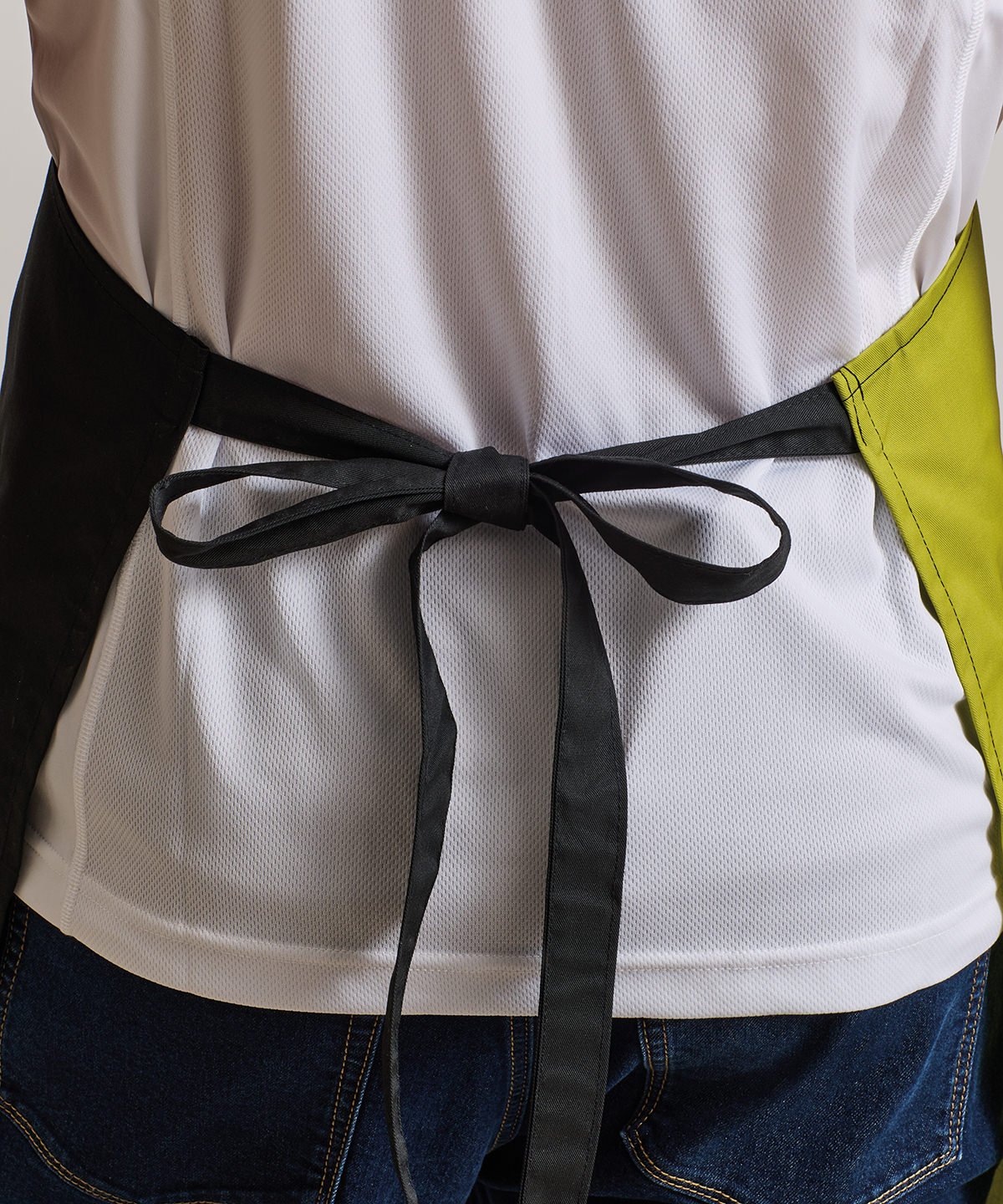 PR162 | Contrast bib apron | Premier