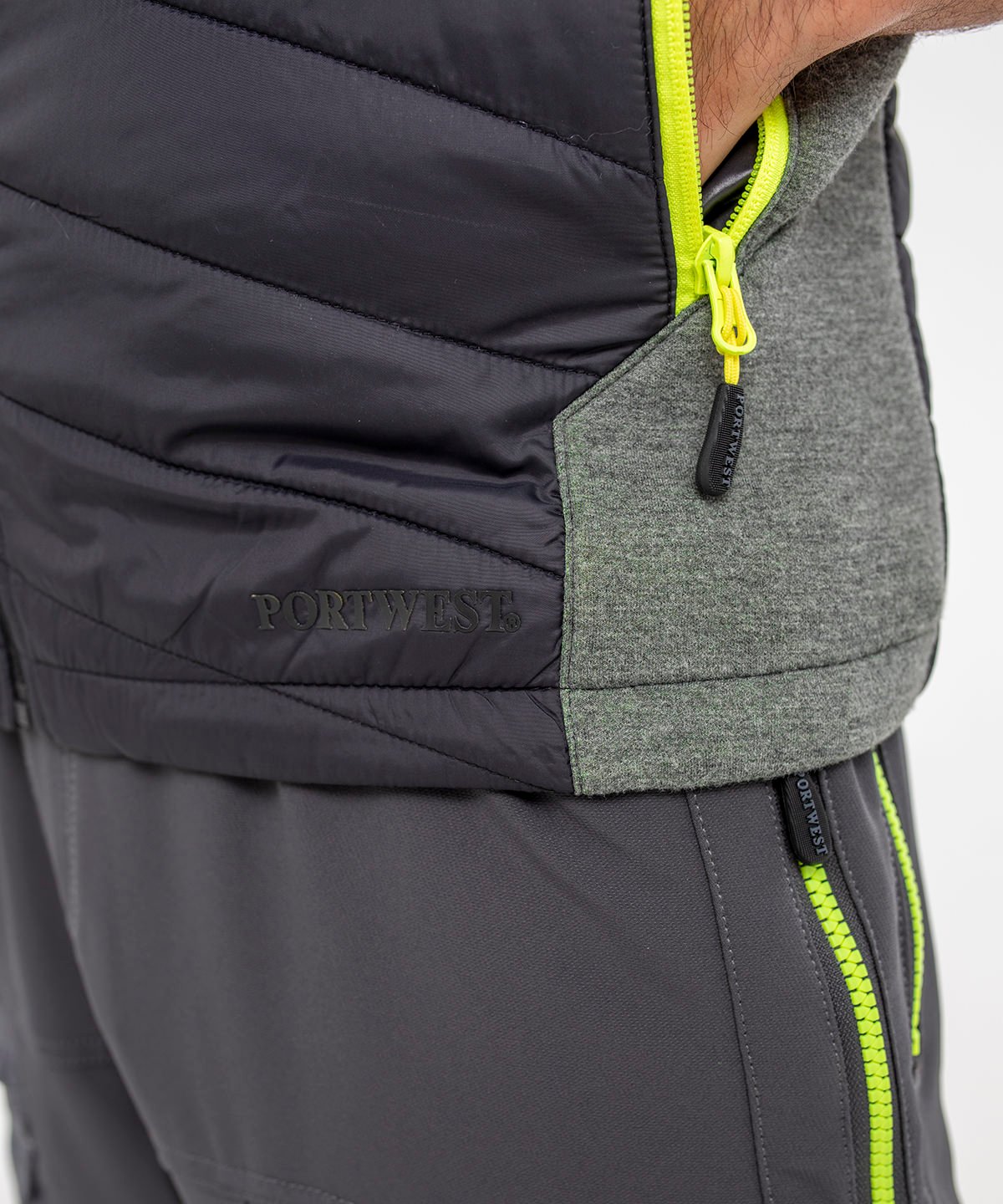 PW261 | DX4 Hybrid Baffle gilet (DX470) | Portwest