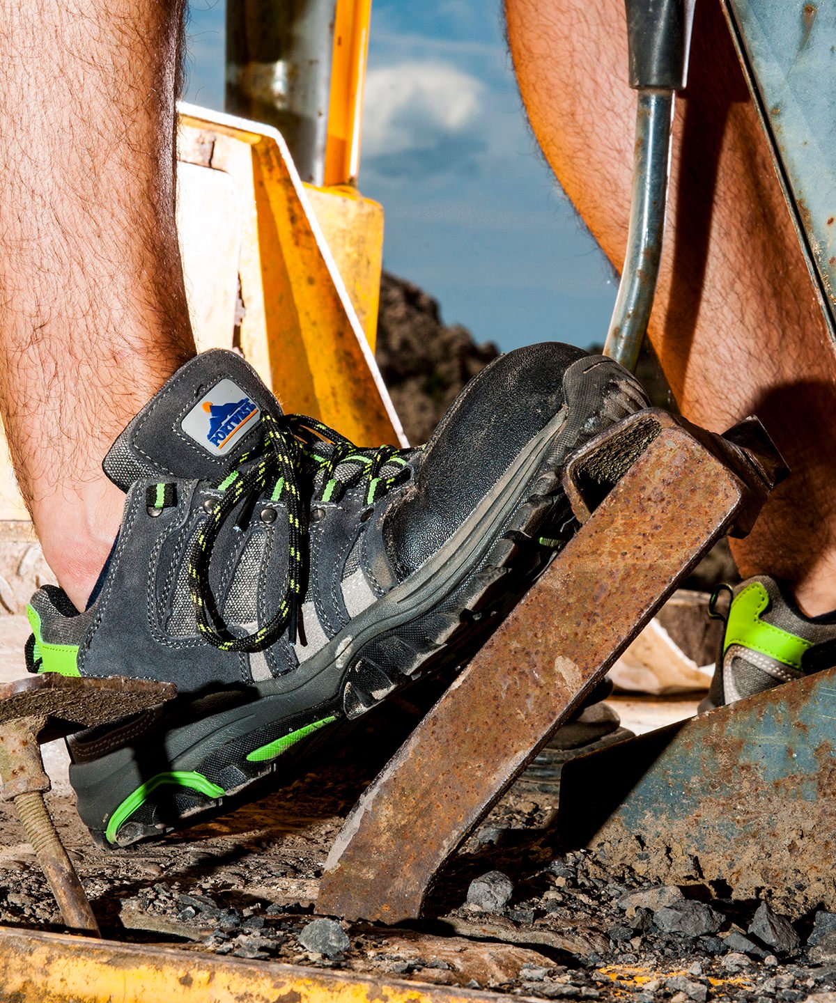 PW325 | Steelite Loire low cut trainer S1P HRO (FW36) | Portwest
