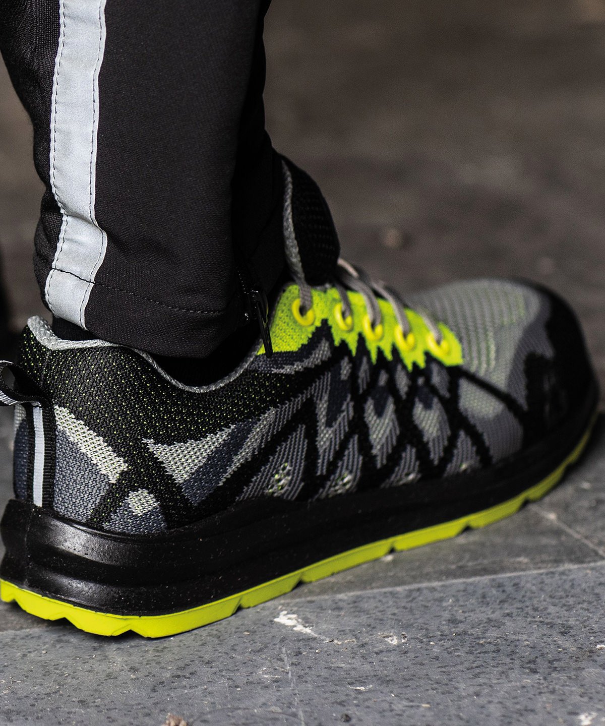 PW417 | Portwest Composite lite ECO safety trainers (FC08) | Portwest