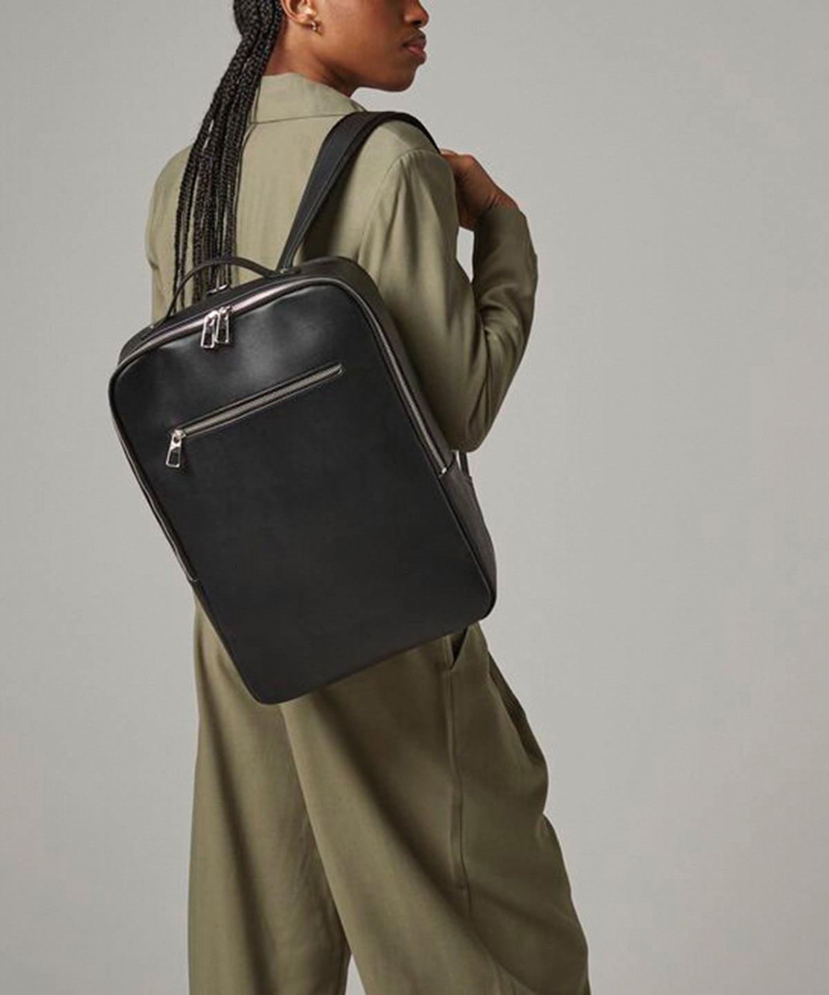 QD774 | Tailored luxe PU backpack | Quadra