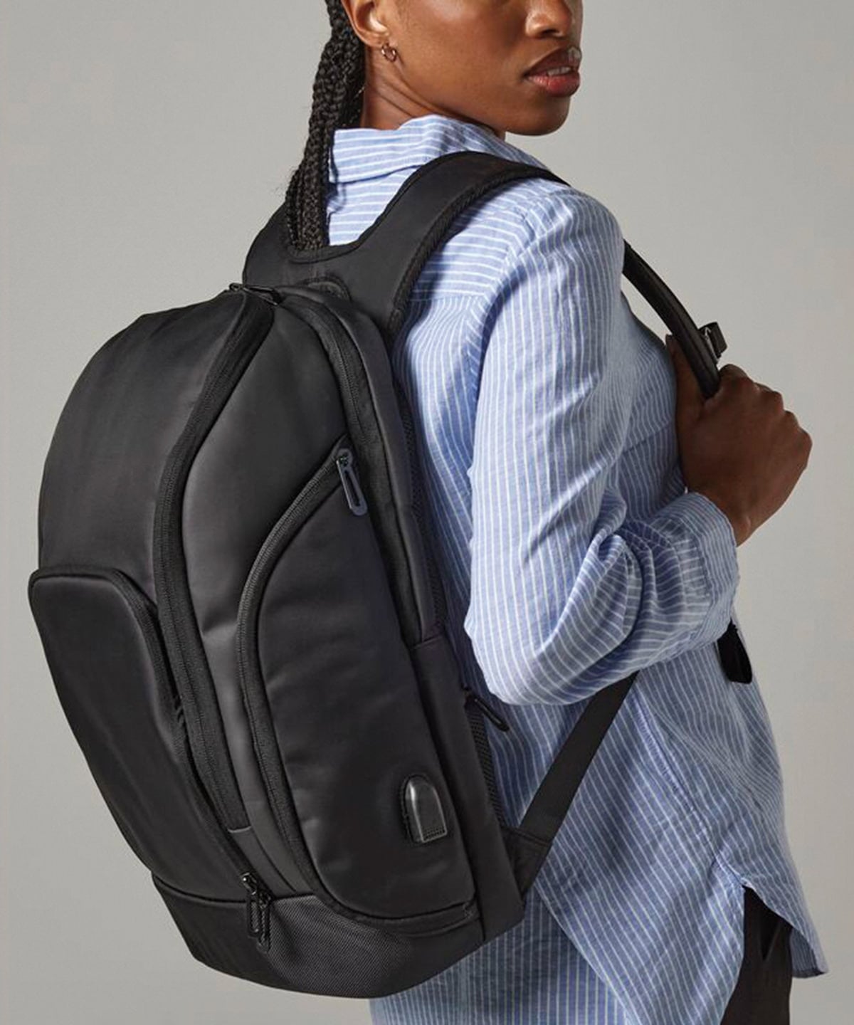 QD910 | Pro-tech charge backpack | Quadra