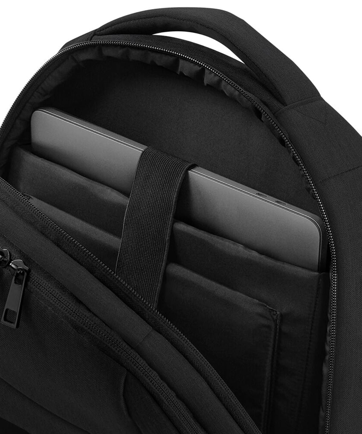 QD990 | Q-Tech charge convertible backpack | Quadra