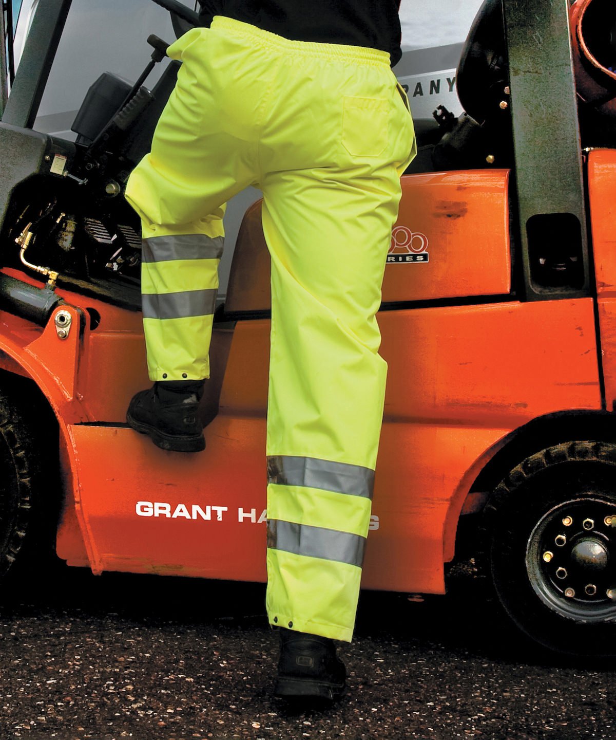 RE22X | Safety high-viz trousers | Result Safeguard