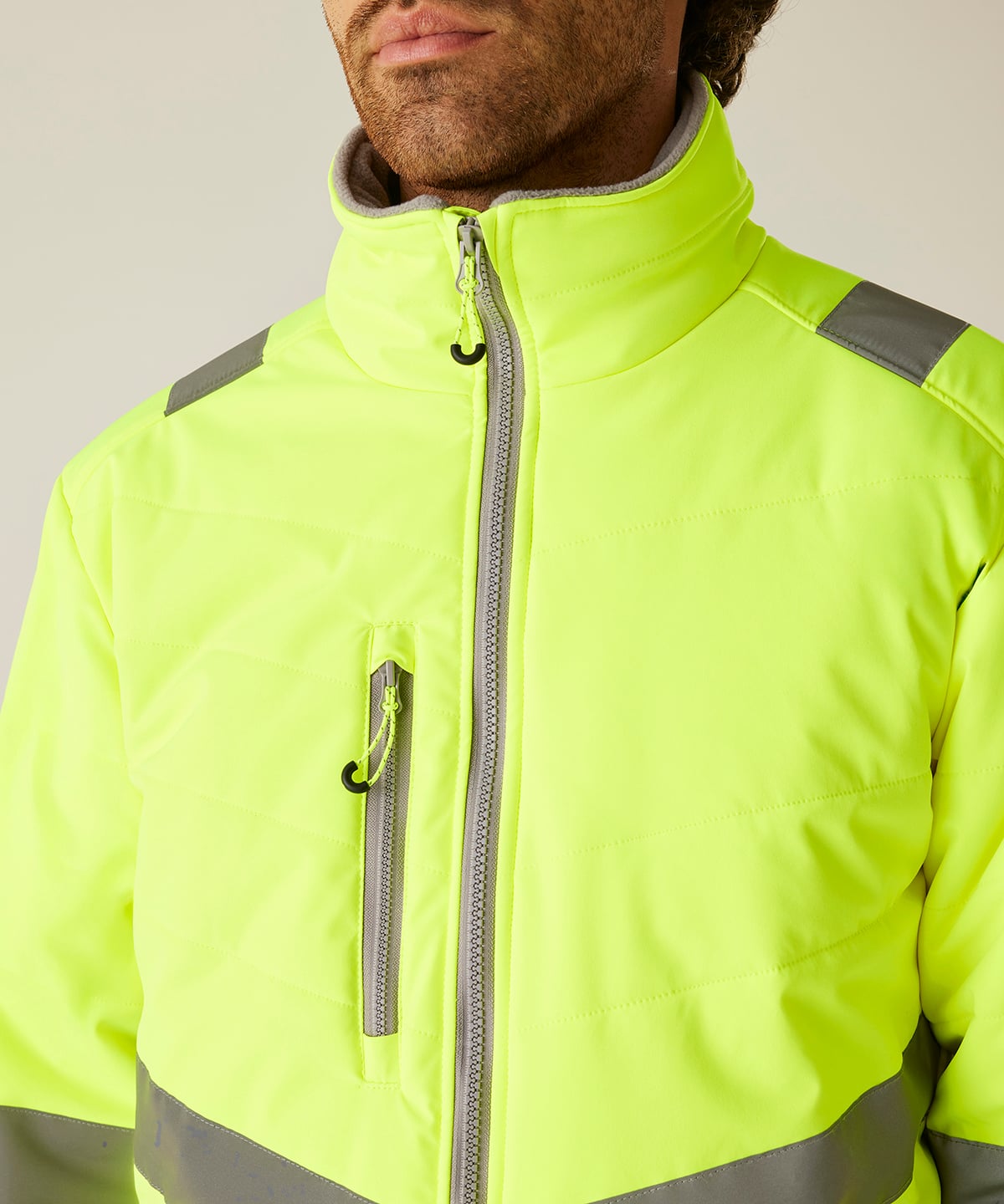 Regatta Hi-Vis Two-Tone Thermal Jacket (RG484), worn by a model, photo 4