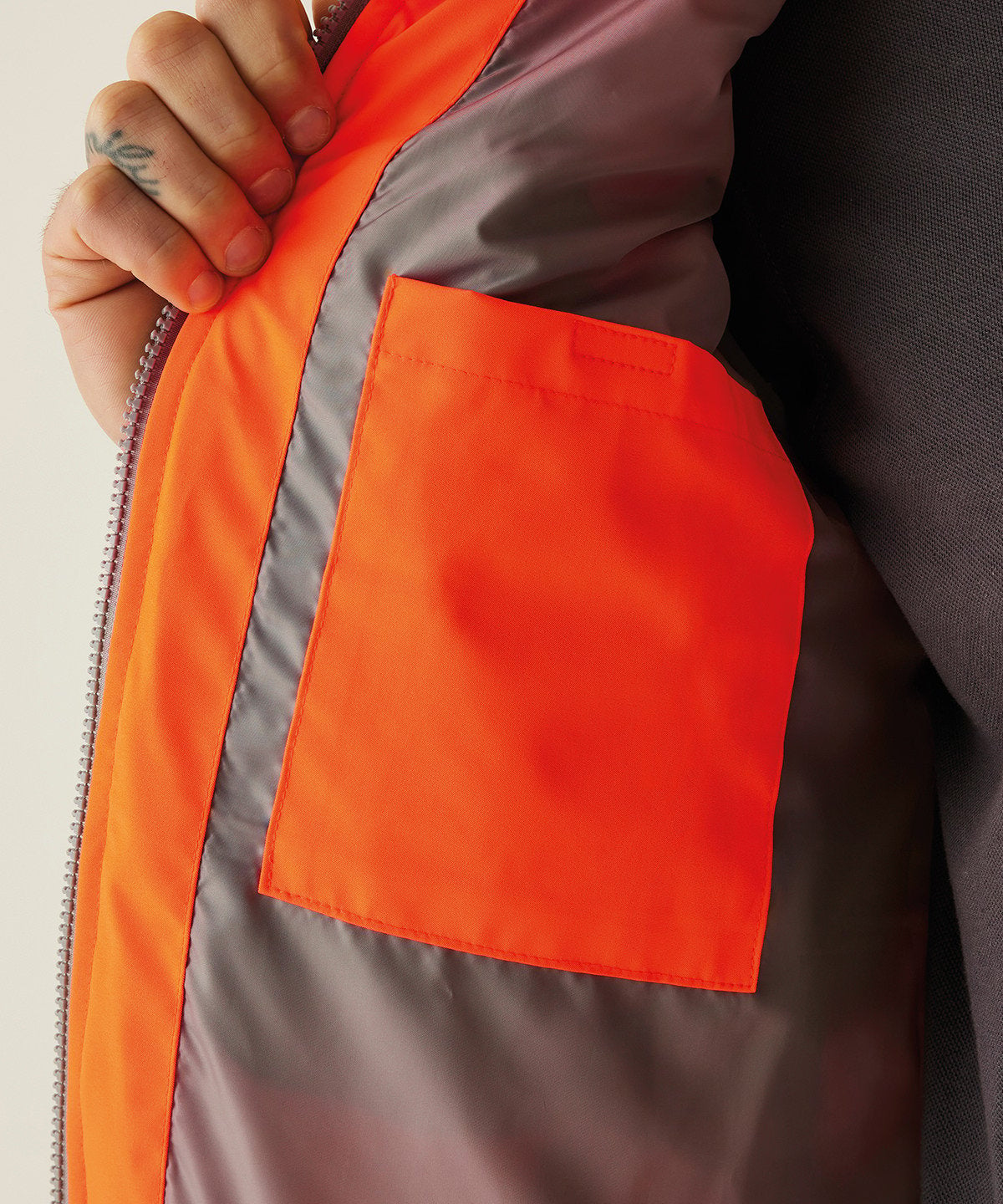 RG486 | Hi-vis two-tone thermal bodywarmer | Regatta High Visibility