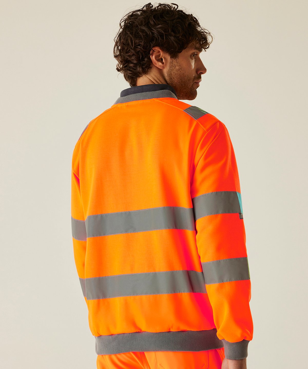 RG487 | Hi-vis Pro contrast crew neck sweatshirt | Regatta High Visibility