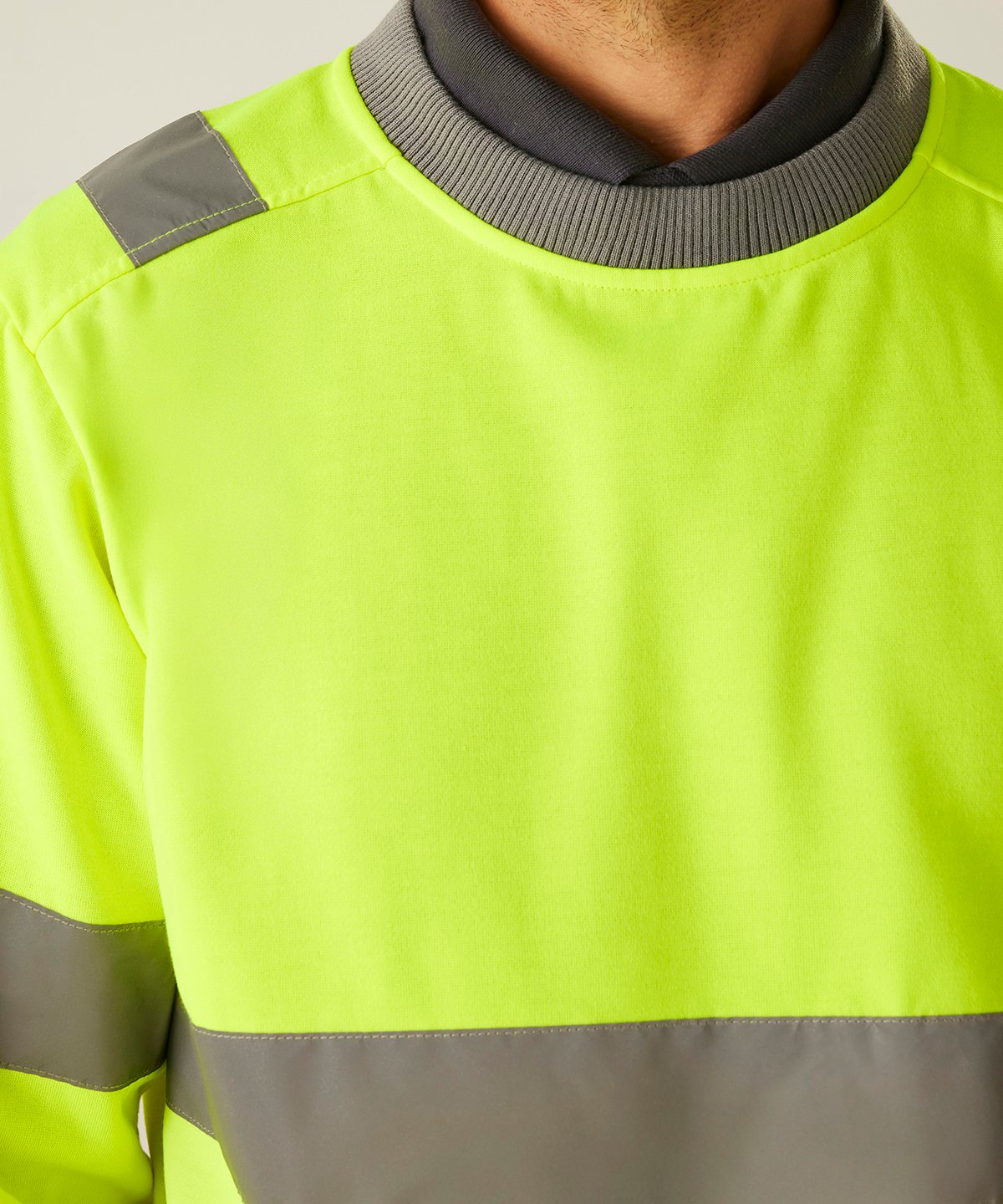 RG487 | Hi-vis Pro contrast crew neck sweatshirt | Regatta High Visibility
