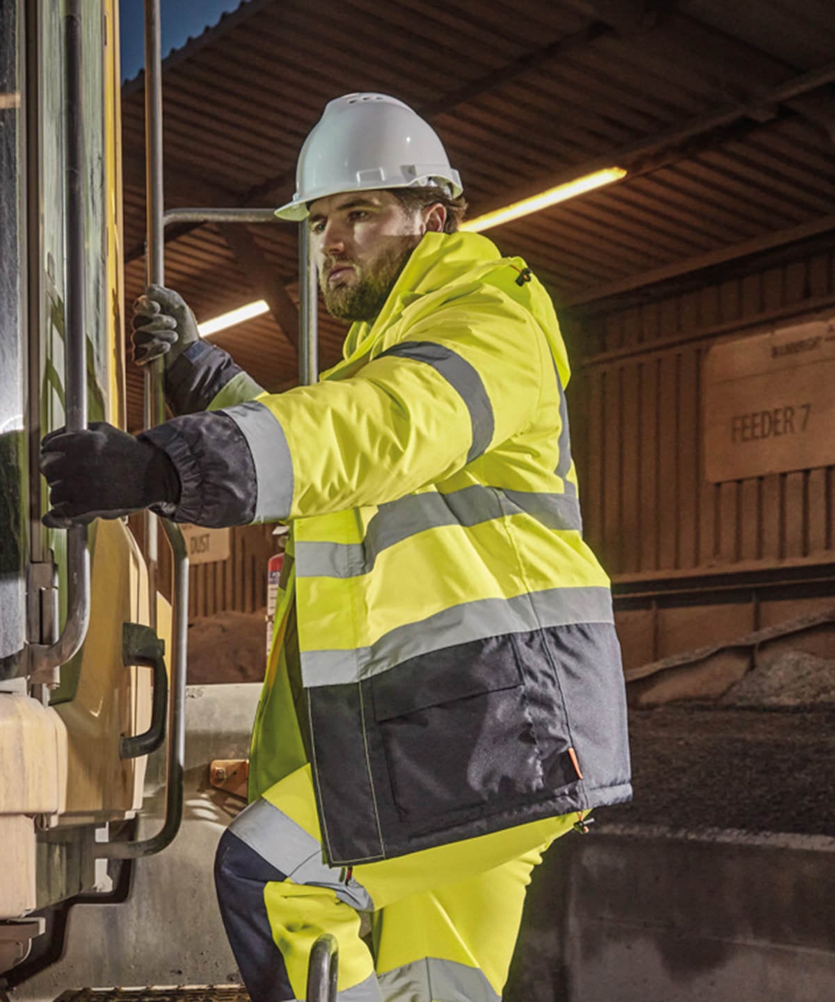 Scruffs High-Visibility Waterproof Jacket (SH090) | Hi-Vis Waterproof Jacket